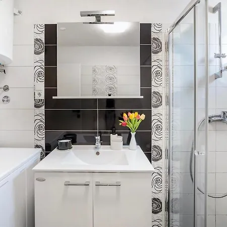 Apartment Sweet