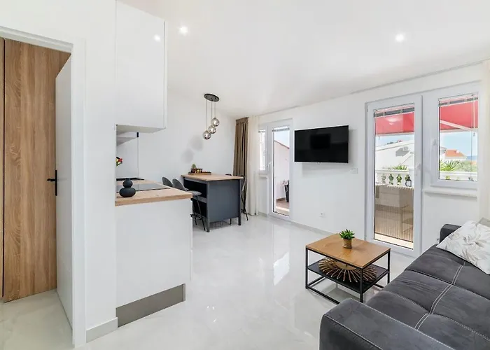 Apartment Sweet